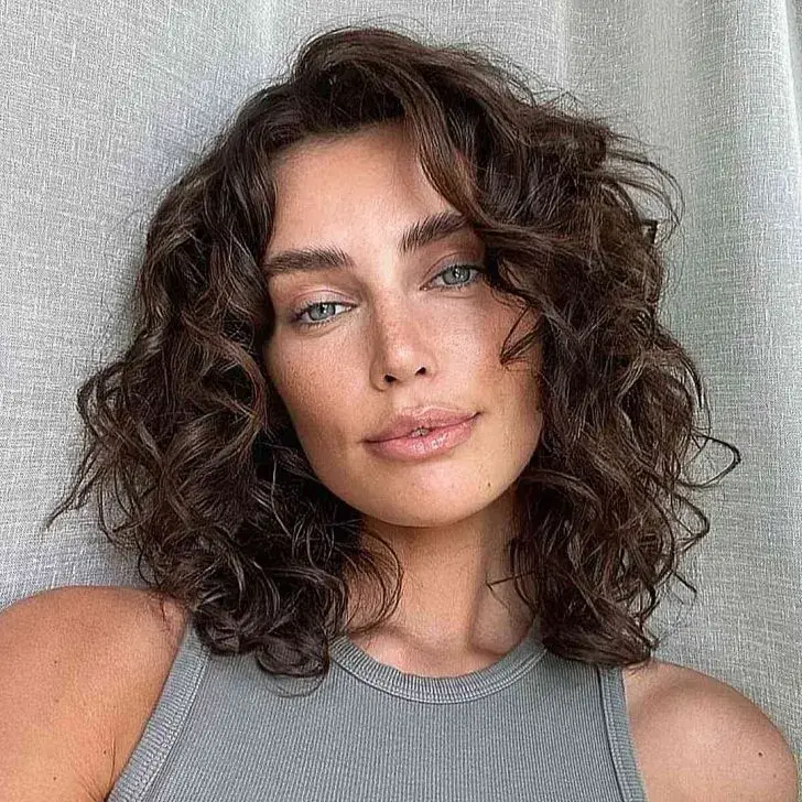 Curly Layered Lob